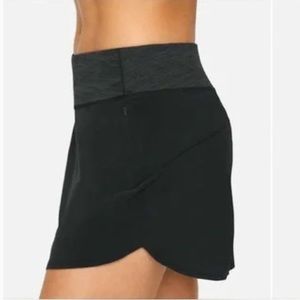 Outdoor Voices 4” Hudson Skort Black Size Small